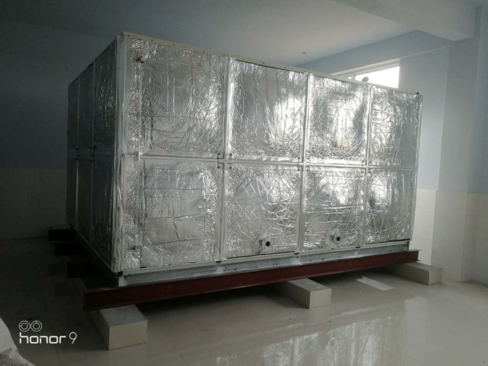 無棣鎮24立方橡塑（sù）保溫玻璃鋼水箱